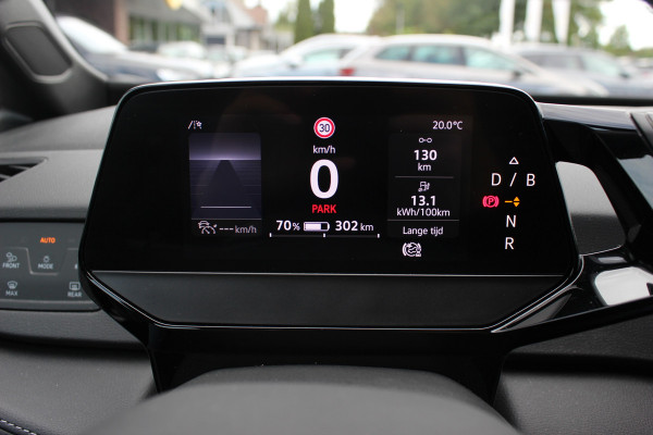 Volkswagen ID.3 Pro Business 59 kWh / SoH 93,1% / Camera / Leder / CarPlay / Matrix LED / Keyless / 19'' / Sfeerverlichting / Stoelverwarming / DAB / ACC