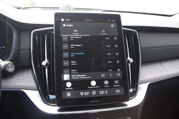 Volvo XC90 T8 455PK Plug-in hybrid AWD Ultra Dark / Bowers & Wilkins / Luchtvering / Head-Up Display / 360 Camera / Massagestoelen / Elektrisch bedienbare stoelen met geheugen / Stoelventilatie / Nappaleder / Elektrisch uitklapbare trekhaak / Gelamineerde ruiten