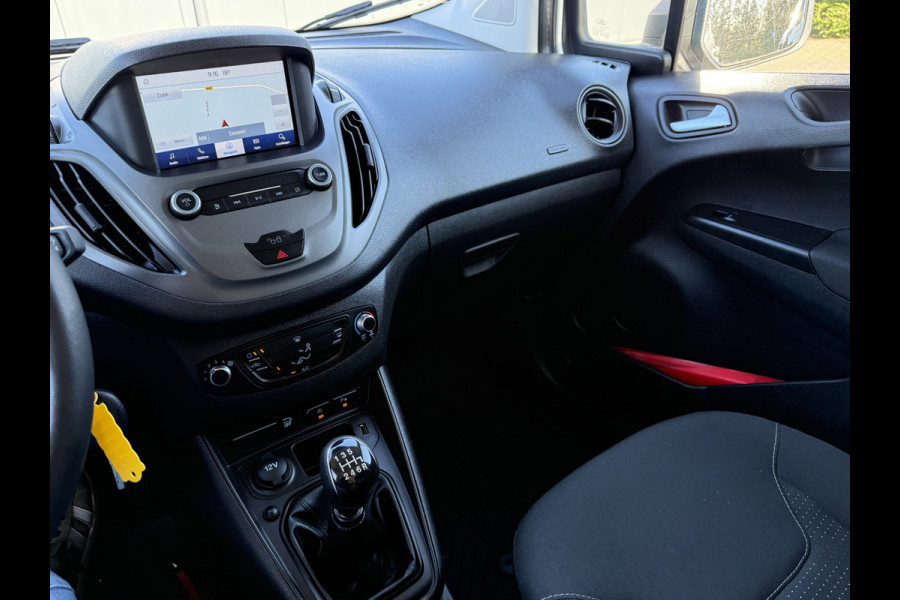 Ford Transit Courier 1.5 TDCI / 1e EIGENAAR / 47.060 KM! / AIRCO / NAVIGATIE / PARKEERSENSOREN