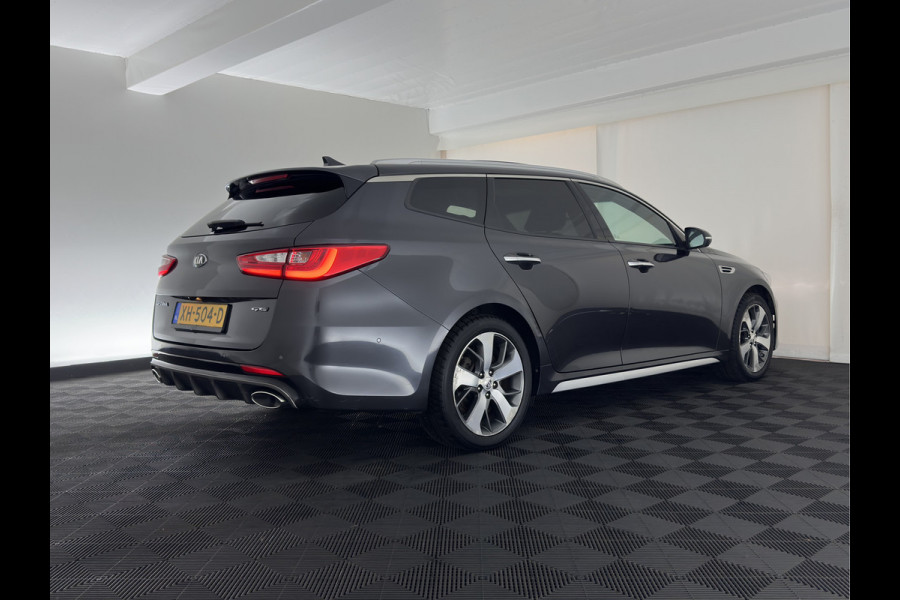Kia Optima Sportswagon 1.7 CRDi GT-Line (INCL-BTW)  Aut. *PANO | LEATHER | FULL-LED | HARMAN/KARDON-AUDIO  | ADAPTIVE-CRUISE | BLINDSPOT | TOPVIEW | KEYLESS | HEATED-COMFORTSEATS | NAVI-FULLMAP | SHIFTPADDLES | PRIVACY-GLASS | DAB