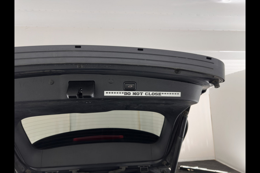 Kia Optima Sportswagon 1.7 CRDi GT-Line (INCL-BTW)  Aut. *PANO | LEATHER | FULL-LED | HARMAN/KARDON-AUDIO  | ADAPTIVE-CRUISE | BLINDSPOT | TOPVIEW | KEYLESS | HEATED-COMFORTSEATS | NAVI-FULLMAP | SHIFTPADDLES | PRIVACY-GLASS | DAB