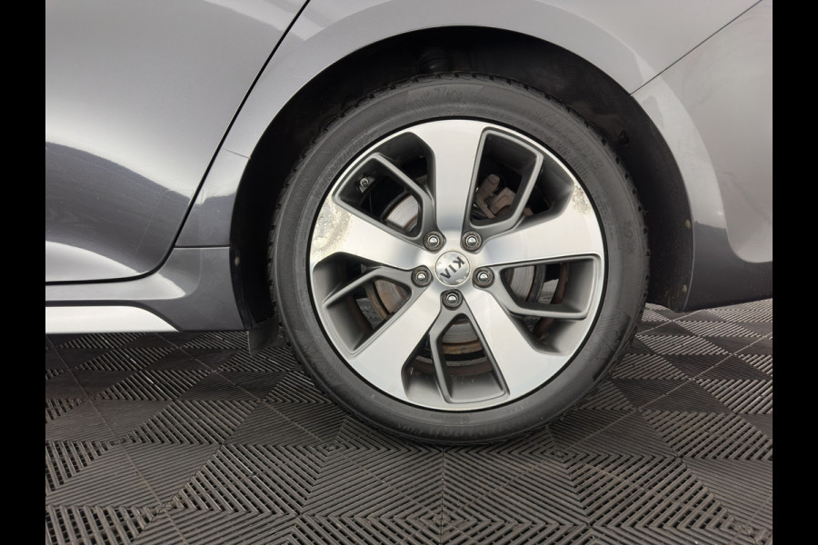 Kia Optima Sportswagon 1.7 CRDi GT-Line (INCL-BTW)  Aut. *PANO | LEATHER | FULL-LED | HARMAN/KARDON-AUDIO  | ADAPTIVE-CRUISE | BLINDSPOT | TOPVIEW | KEYLESS | HEATED-COMFORTSEATS | NAVI-FULLMAP | SHIFTPADDLES | PRIVACY-GLASS | DAB