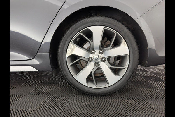 Kia Optima Sportswagon 1.7 CRDi GT-Line (INCL-BTW)  Aut. *PANO | LEATHER | FULL-LED | HARMAN/KARDON-AUDIO  | ADAPTIVE-CRUISE | BLINDSPOT | TOPVIEW | KEYLESS | HEATED-COMFORTSEATS | NAVI-FULLMAP | SHIFTPADDLES | PRIVACY-GLASS | DAB