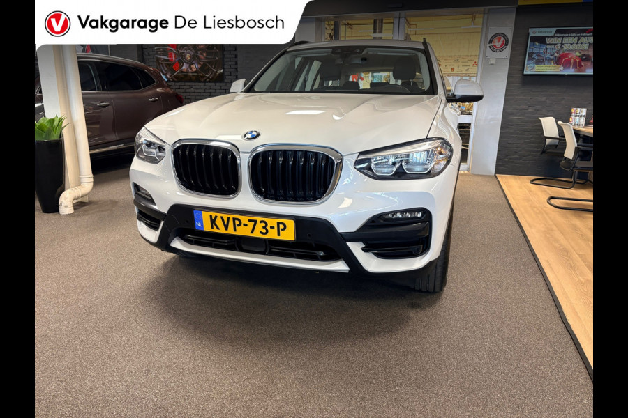 BMW X3 XDrive30e Executive / stoelverwarming / cruisecontrol / trekhaak / camera + pdcdealer onderhouden
