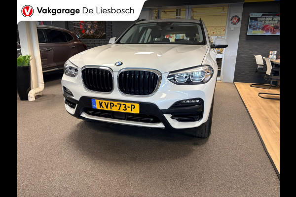 BMW X3 XDrive30e Executive / stoelverwarming / cruisecontrol / trekhaak / camera + pdcdealer onderhouden