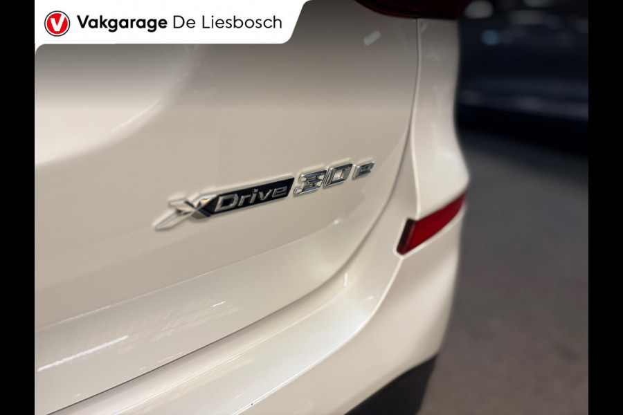 BMW X3 XDrive30e Executive / stoelverwarming / cruisecontrol / trekhaak / camera + pdcdealer onderhouden