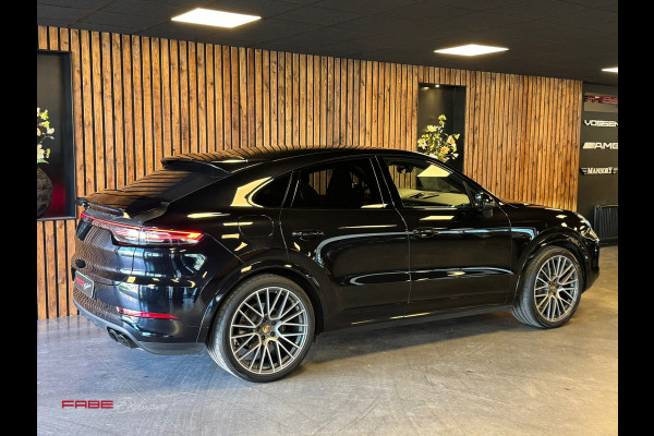 Porsche Cayenne Coupé 3.0 / Sport chrono / HUD / Sportuitlaat / Bose / Trekhaak / Memory / Stoelventilatie / Pano