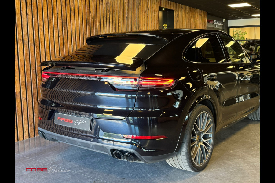 Porsche Cayenne Coupé 3.0 / Sport chrono / HUD / Sportuitlaat / Bose / Trekhaak / Memory / Stoelventilatie / Pano