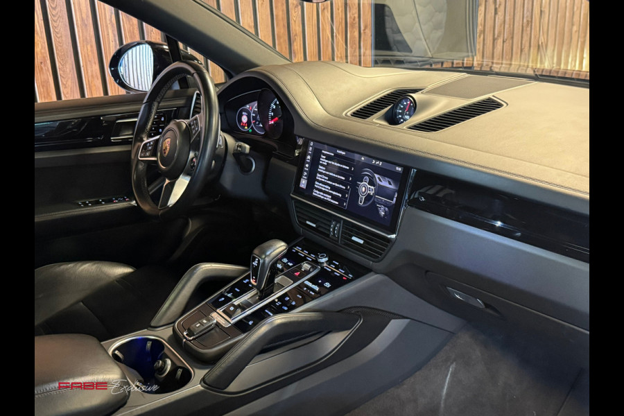 Porsche Cayenne Coupé 3.0 / Sport chrono / HUD / Sportuitlaat / Bose / Trekhaak / Memory / Stoelventilatie / Pano