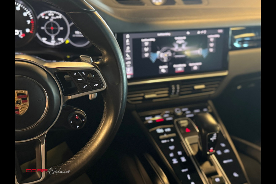 Porsche Cayenne Coupé 3.0 / Sport chrono / HUD / Sportuitlaat / Bose / Trekhaak / Memory / Stoelventilatie / Pano