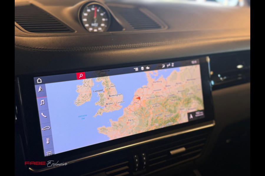 Porsche Cayenne Coupé 3.0 / Sport chrono / HUD / Sportuitlaat / Bose / Trekhaak / Memory / Stoelventilatie / Pano