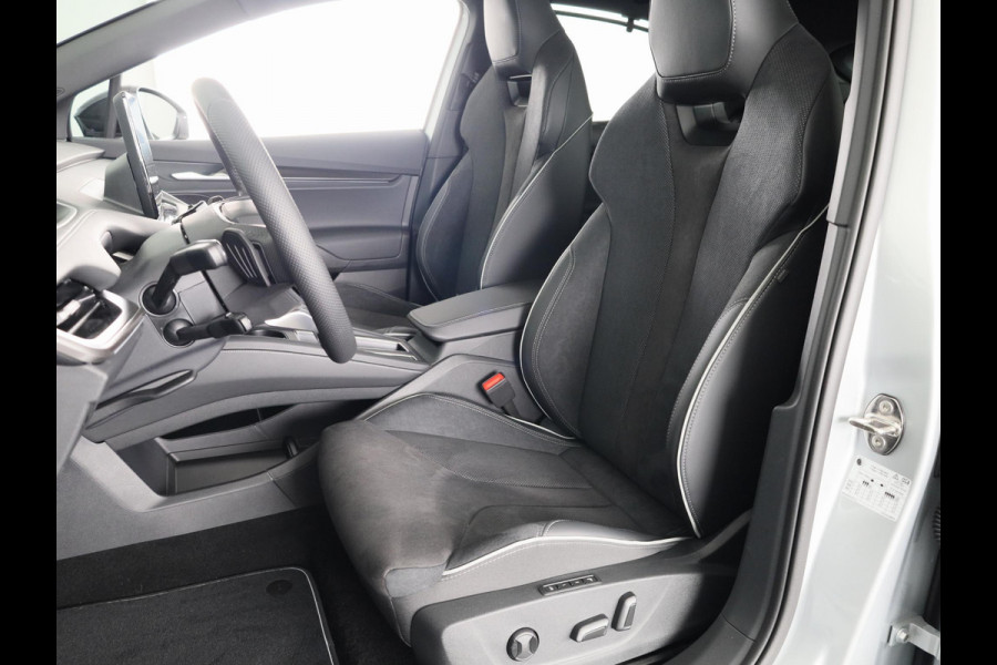Škoda Enyaq Coupé Sportline 204 pk | Elektrisch verstelbare voorstoel met geheugen | Panoramadak | Parkeercamera | Dode hoek detectie