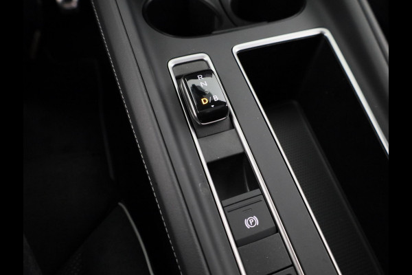 Škoda Enyaq Coupé Sportline 204 pk | Elektrisch verstelbare voorstoel met geheugen | Panoramadak | Parkeercamera | Dode hoek detectie