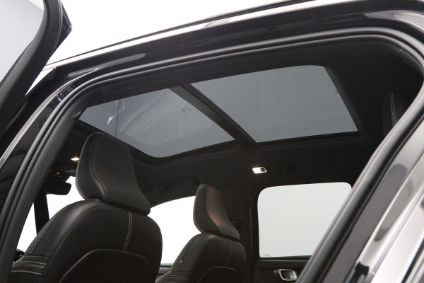 Volvo XC40 1.5 T5 262 PK Recharge R-Design PHEV, Trekhaak, Panoramadak, H/K Sound, Keyless, Adap. Cruise Control