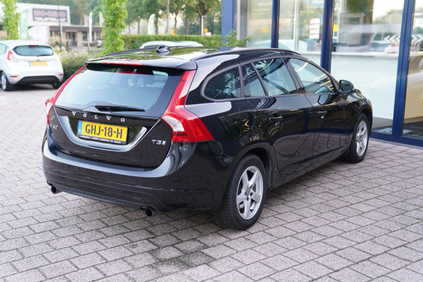 Volvo V60 1.5 T3 Polar | Prijs rijklaar incl. 12 mnd garantie | Lmv Navi Pdc Bluetooth Stoelverwarming Cruise