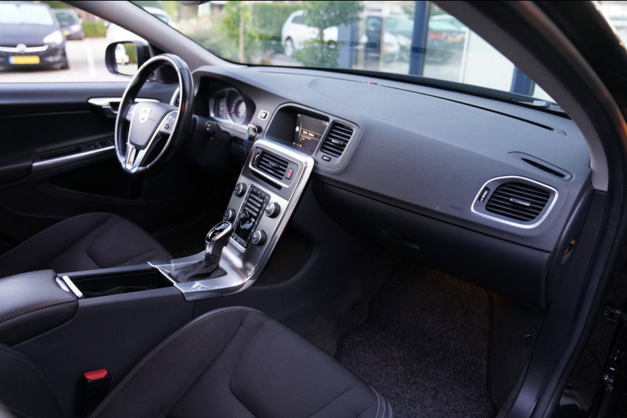 Volvo V60 1.5 T3 Polar | Prijs rijklaar incl. 12 mnd garantie | Lmv Navi Pdc Bluetooth Stoelverwarming Cruise