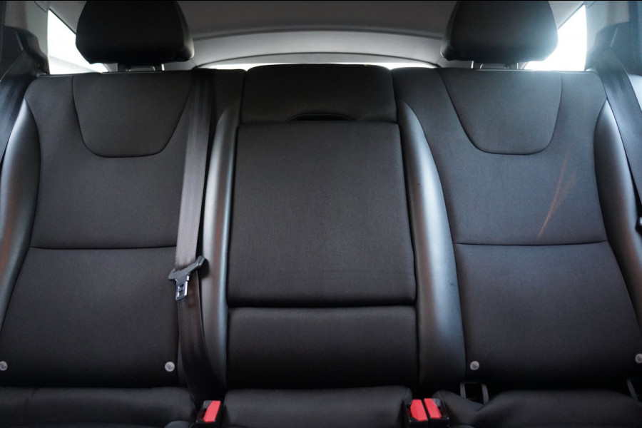 Volvo V60 1.5 T3 Polar | Prijs rijklaar incl. 12 mnd garantie | Lmv Navi Pdc Bluetooth Stoelverwarming Cruise