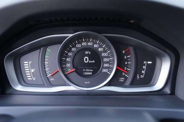 Volvo V60 1.5 T3 Polar | Prijs rijklaar incl. 12 mnd garantie | Lmv Navi Pdc Bluetooth Stoelverwarming Cruise