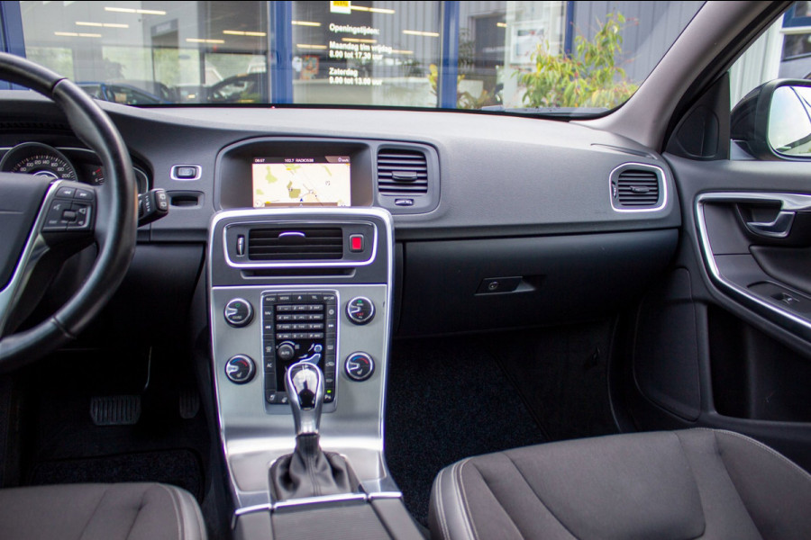 Volvo V60 1.5 T3 Polar | Prijs rijklaar incl. 12 mnd garantie | Lmv Navi Pdc Bluetooth Stoelverwarming Cruise