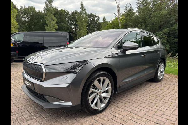 Škoda ENYAQ iV Business Edition 80 Design Selection Suite 204PK | SOH 94% | Wegklapbare Trekhaak | Warmtepomp | Navigatie | 360-Graden Camera | 20" LMV | Elektr. Klep