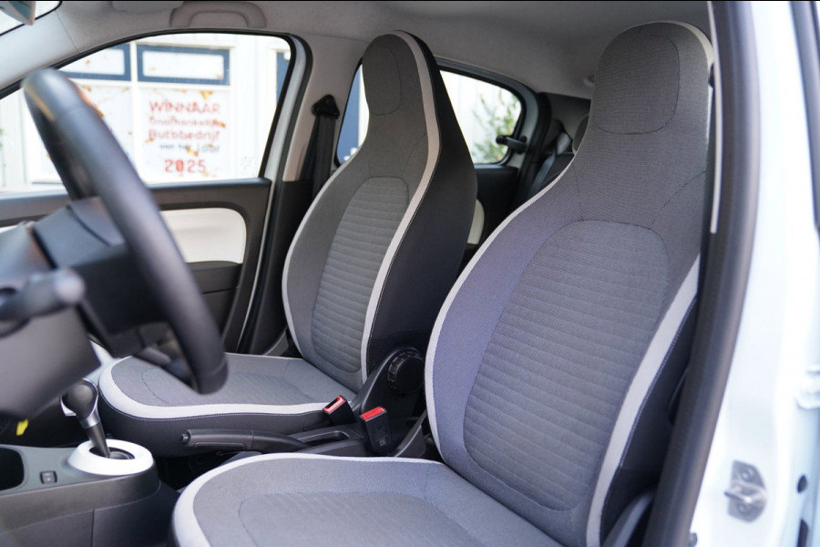 Renault Twingo Z.E. R80 Intens|Prijs rijklaar incl. 12 mnd garantie|NAV Carplay LMV DAB radio Stoelverwarming