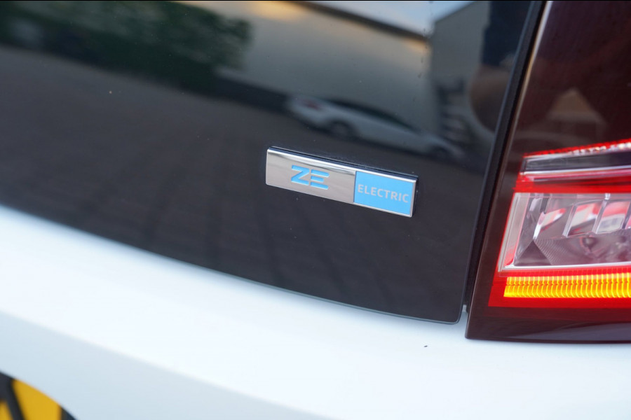 Renault Twingo Z.E. R80 Intens|Prijs rijklaar incl. 12 mnd garantie|NAV Carplay LMV DAB radio Stoelverwarming