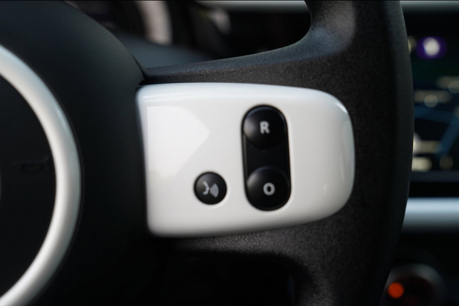 Renault Twingo Z.E. R80 Intens|Prijs rijklaar incl. 12 mnd garantie|NAV Carplay LMV DAB radio Stoelverwarming