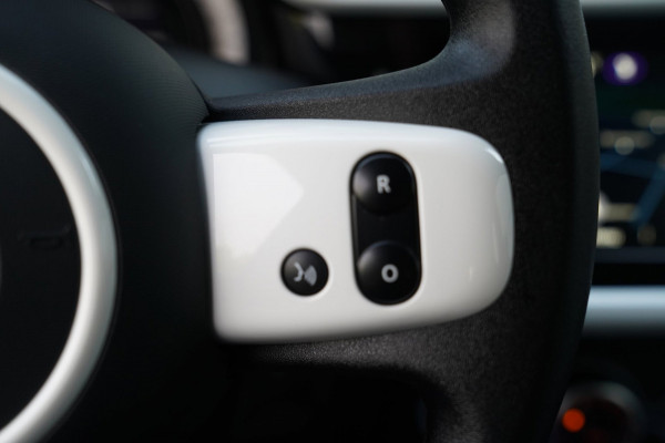 Renault Twingo Z.E. R80 Intens|Prijs rijklaar incl. 12 mnd garantie|NAV Carplay LMV DAB radio Stoelverwarming