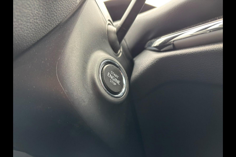 Škoda ENYAQ iV Business Edition 80 Design Selection Suite 204PK | SOH 94% | Wegklapbare Trekhaak | Warmtepomp | Navigatie | 360-Graden Camera | 20" LMV | Elektr. Klep