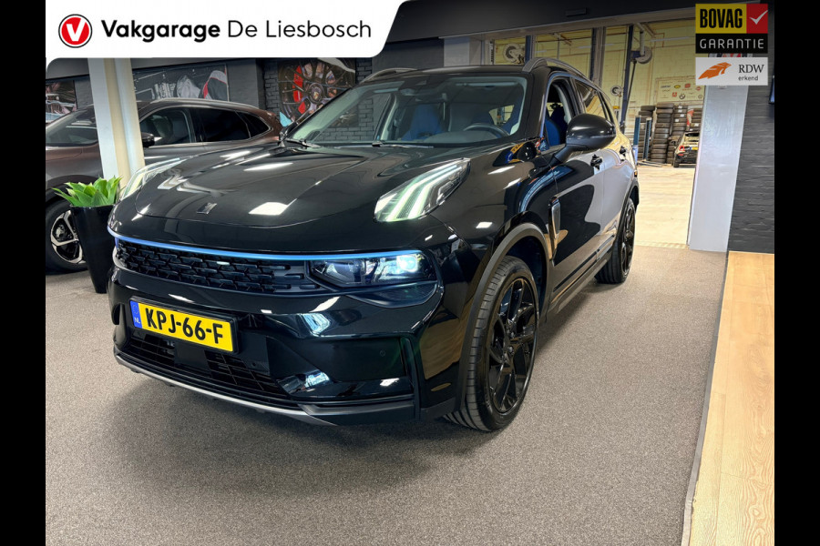 Lynk & Co 01 1.5 / pano / navi / camera / Infinity / memory / elec klep / Apple carplay