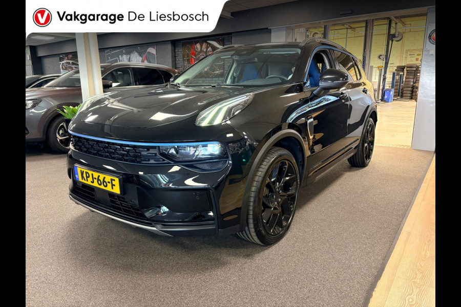 Lynk & Co 01 1.5 / pano / navi / camera / Infinity / memory / elec klep / Apple carplay