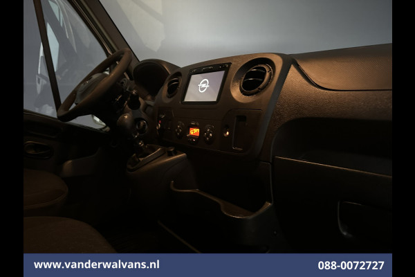 Opel Movano 2.3 CDTI 146pk L2H2 Euro6 Airco | Camera | Omvormer | Imperiaal | Navigatie 2500kg Trekhaak, Cruisecontrol, Parkeersensoren, Bijrijdersbank