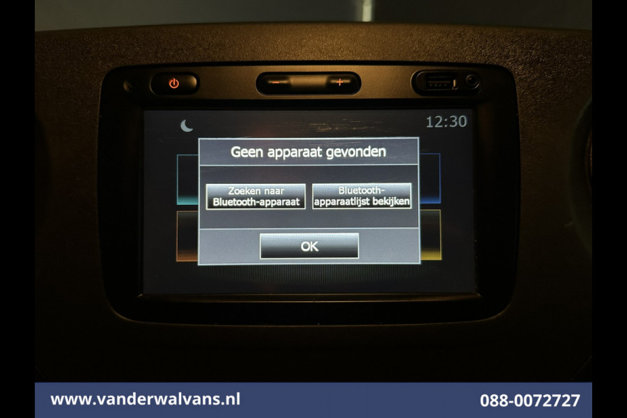 Opel Movano 2.3 CDTI 146pk L2H2 Euro6 Airco | Camera | Omvormer | Imperiaal | Navigatie 2500kg Trekhaak, Cruisecontrol, Parkeersensoren, Bijrijdersbank