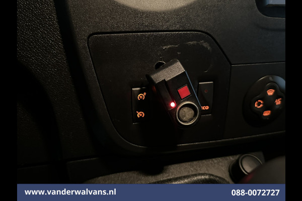 Opel Movano 2.3 CDTI 146pk L2H2 Euro6 Airco | Camera | Omvormer | Imperiaal | Navigatie 2500kg Trekhaak, Cruisecontrol, Parkeersensoren, Bijrijdersbank