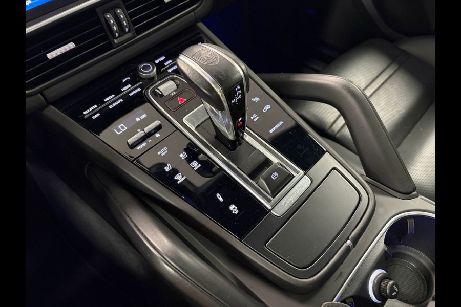 Porsche Cayenne Coupé 3.0 E-Hybrid*NL-Auto*NAP*Pano*Luchtvering*Head-Up*Trekhaak*Stoel airco