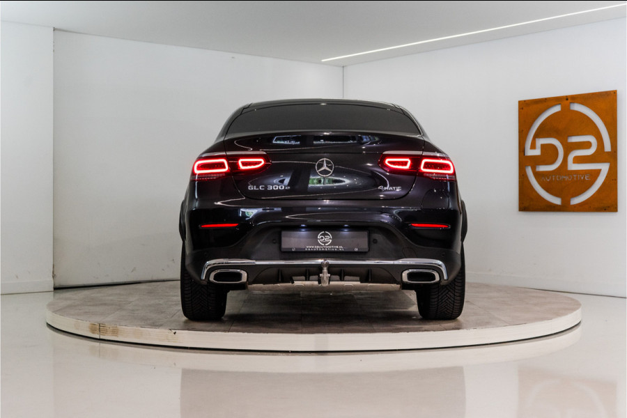Mercedes-Benz GLC Coupé 300e 4MATIC Premium+ AMG 320PK | Pano | Burmester | Sfeer | Trekhaak | 12 MND Garantie