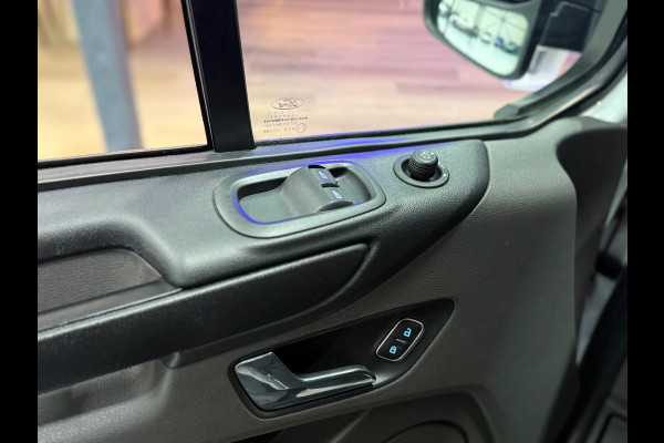 Ford Transit Custom 340 2.0 TDCI 130pk Automaat L1H1 | Navi | ACC | Stoelverw. | Parkeersensoren | 1e Eigenaar