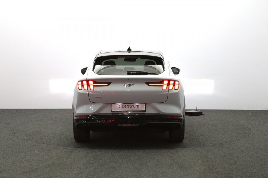 Ford Mustang Mach-E Premium AWD 270 PK 75 kWh , SOH 95 %, Panoramadak, Adap. Cruise Control, Memory, B&O Sound, 360 Camera