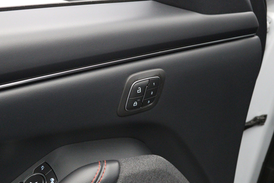 Ford Mustang Mach-E Premium AWD 270 PK 75 kWh , SOH 95 %, Panoramadak, Adap. Cruise Control, Memory, B&O Sound, 360 Camera