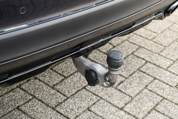 Mercedes-Benz GLC 400e 4M AMG Luchtvering Trekh Distronic 360 Night 4WS 20inch