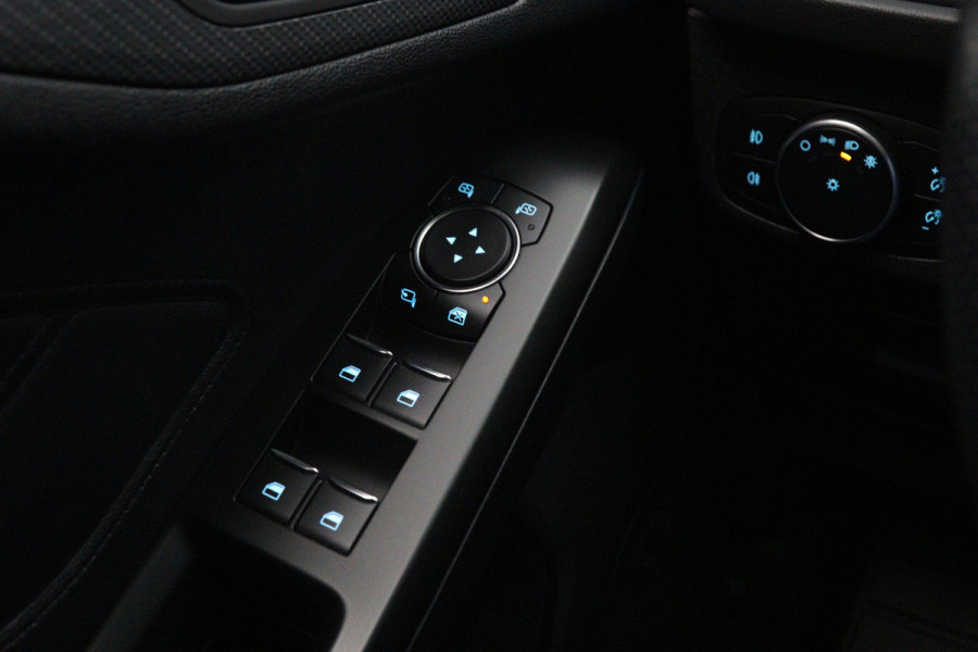 Ford Focus 1.5 EcoBoost 150 PK Automaat ST Line Business, Panoramadak, LED, B&O Sound, Adap. Cruise Control