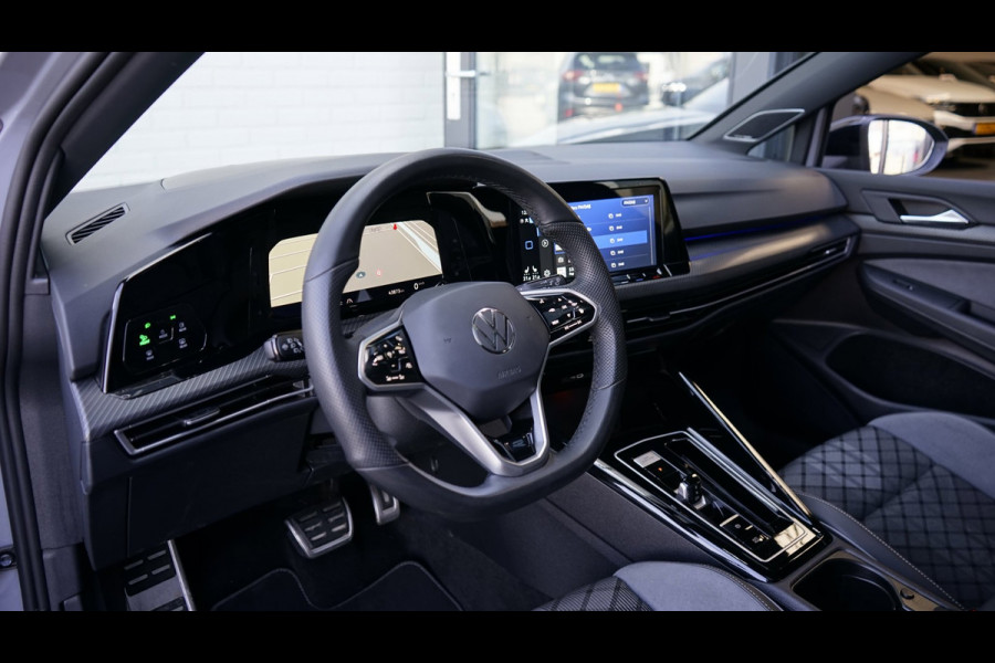 Volkswagen Golf 8 VIII 1.5 eTSI R-Line AUTOMAAT BLACK STYLE|ACC|CAMERA|HARMAN KARDON|HEADUP|IQ LIGHT|KEYLESS|MODE|PANORAMA