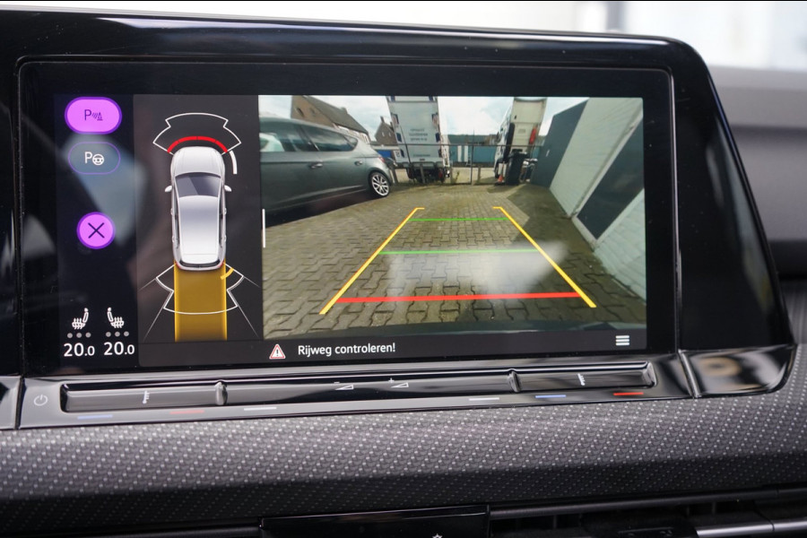 Volkswagen Golf 8 VIII 1.5 eTSI R-Line AUTOMAAT BLACK STYLE|ACC|CAMERA|HARMAN KARDON|HEADUP|IQ LIGHT|KEYLESS|MODE|PANORAMA