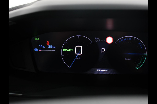 Peugeot e-2008 EV Allure Pack 54 kWh Navigatie Apple Carplay/Android Auto Climate Control Parkeer sensoren Lichtmetalen Velgen