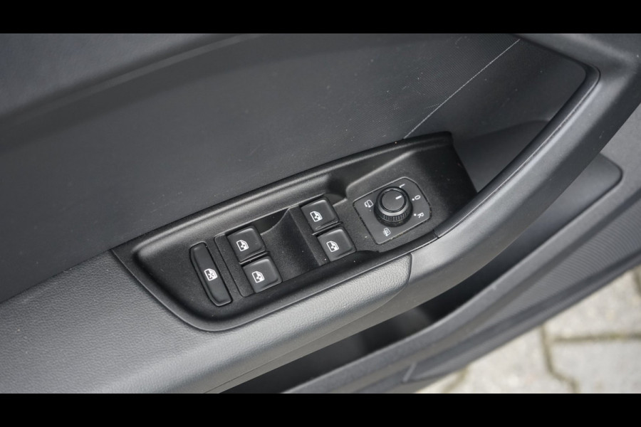 Audi A1 Sportback 30 TFSI AUTOMAAT|CLIMA|NAVIGATIE|PARKEERSENSOREN|VIRTUEEL