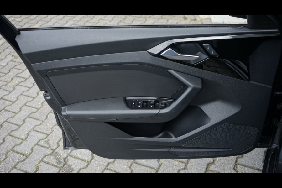 Audi A1 Sportback 30 TFSI AUTOMAAT|CLIMA|NAVIGATIE|PARKEERSENSOREN|VIRTUEEL