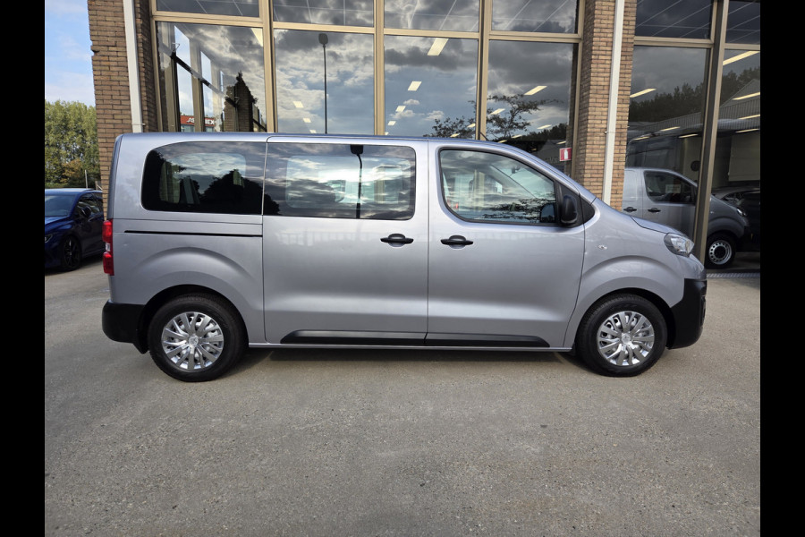 Peugeot e-Expert 50 kWh L2 9-Persoons Airco Panoramadak