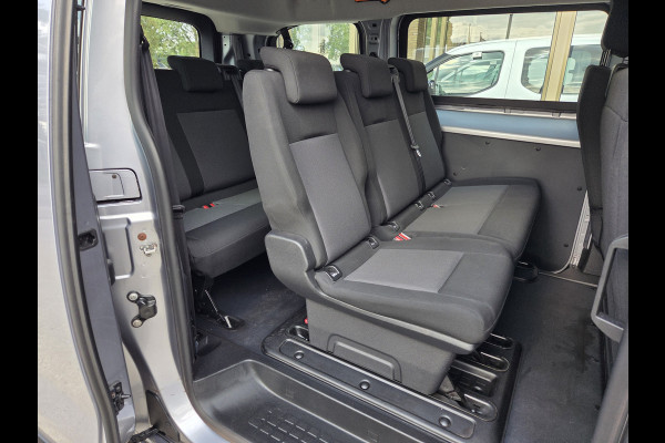 Peugeot e-Expert 50 kWh L2 9-Persoons Airco Panoramadak