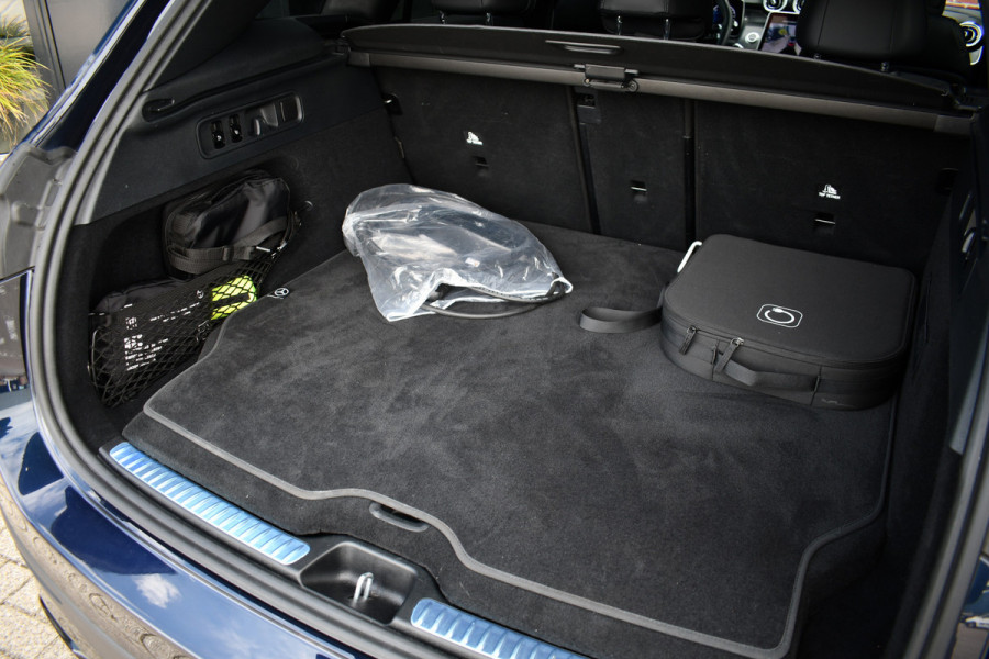 Mercedes-Benz GLC 400e 4M AMG Luchtvering Trekh Distronic 360 Night 4WS 20inch