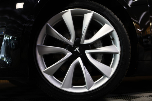 Tesla Model 3 Long Range AWD 75 kWh AVM CLIMA NAVI PDC CAMERA 360 PDC LEDER LED '19